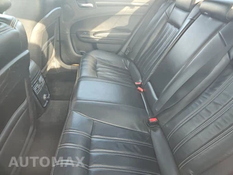 2014 Chrysler 300S - miniatura 13