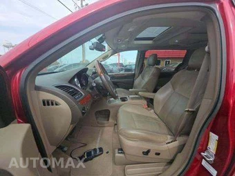 2014 Chrysler Town & Country Limited 121.2" WB - miniatura 6