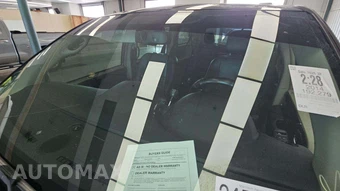 2014 Chrysler Town & Country Touring 121.2" WB - miniatura 30