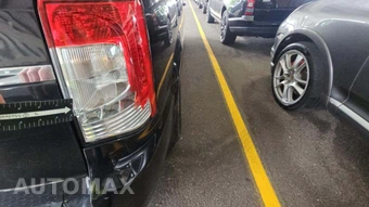 2014 Chrysler Town & Country Touring 121.2" WB - miniatura 26