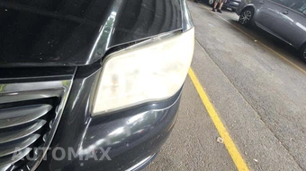 2014 Chrysler Town & Country Touring 121.2" WB - miniatura 42