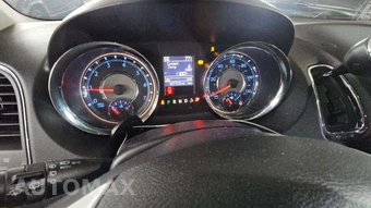 2014 Chrysler Town & Country Touring 121.2" WB - miniatura 47