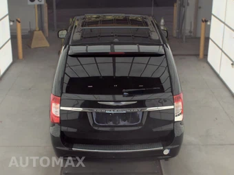 2014 Chrysler Town & Country Touring 121.2" WB - miniatura 5