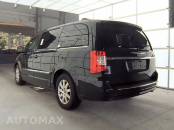 2014 Chrysler Town & Country Touring 121.2" WB - miniatura 6