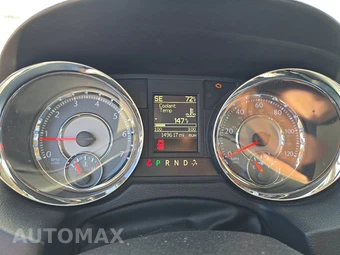 2014 Chrysler Town & Country Touring 121.2" WB – miniatura 12