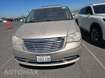 2014 Chrysler Town & Country Touring 121.2" WB – miniatura 2