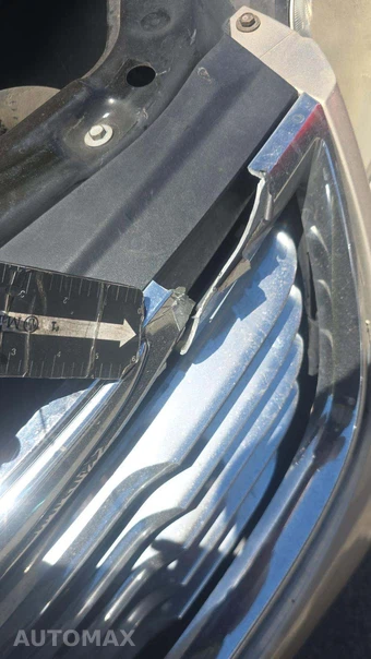 2014 Chrysler Town & Country Touring 121.2" WB – miniatura 34