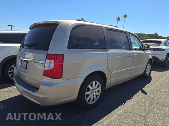 2014 Chrysler Town & Country Touring 121.2" WB – miniatura 4
