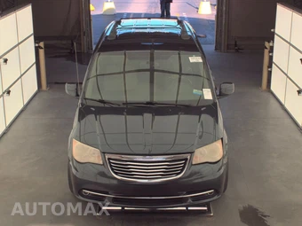 2014 Chrysler Town & Country Touring 121.2" WB – miniatura 2