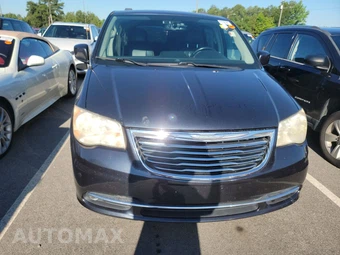 2014 Chrysler Town & Country Touring 121.2" WB - miniatura 2