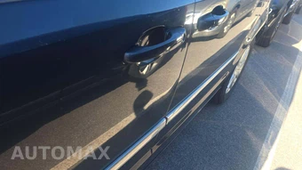 2014 Chrysler Town & Country Touring 121.2" WB - miniatura 23