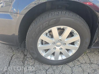 2014 Chrysler Town & Country Touring 121.2" WB - miniatura 8