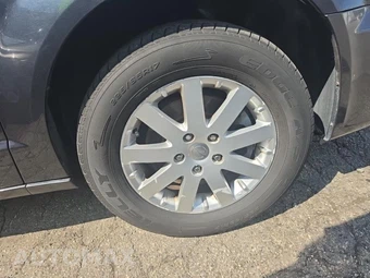 2014 Chrysler Town & Country Touring 121.2" WB - miniatura 9