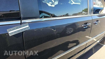 2014 Chrysler Town & Country Touring 121.2" WB - miniatura 28