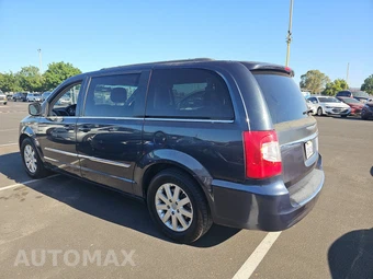 2014 Chrysler Town & Country Touring 121.2" WB - miniatura 6