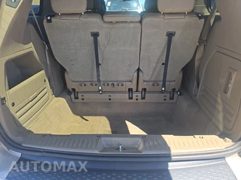 2014 Chrysler Town & Country Touring 121.2" WB – miniatura 24