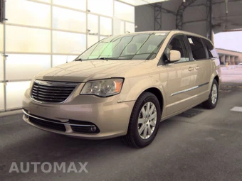 2014 Chrysler Town & Country Touring 121.2" WB