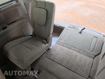 2014 Chrysler Town & Country Touring 121.2" WB - miniatura 14
