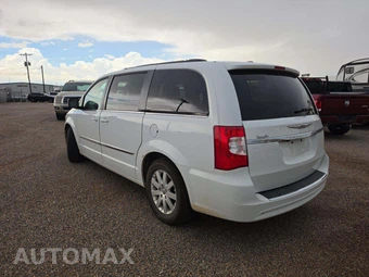 2014 Chrysler Town & Country Touring 121.2" WB - miniatura 2