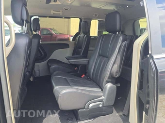 2014 Chrysler Town & Country Touring L 121.2" WB - miniatura 10