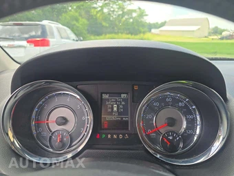 2014 Chrysler Town & Country Touring L 121.2" WB - miniatura 6