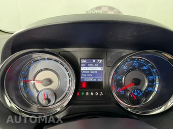 2014 Chrysler Town & Country Touring L 121.2" WB - miniatura 14