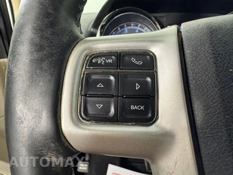 2014 Chrysler Town & Country Touring L 121.2" WB - miniatura 15
