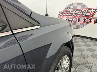2014 Chrysler Town & Country Touring L 121.2" WB - miniatura 28
