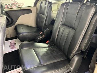 2014 Chrysler Town & Country Touring L 121.2" WB - miniatura 33
