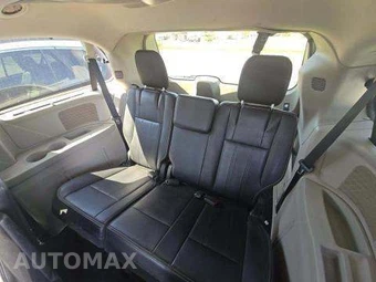 2014 Chrysler Town & Country Touring L 121.2" WB – miniatura 14