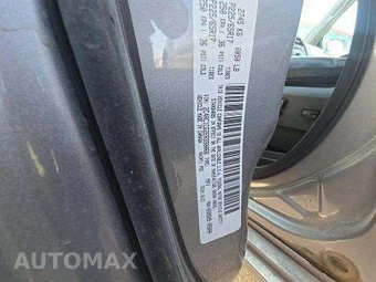 2014 Chrysler Town & Country Touring L 121.2" WB – miniatura 5