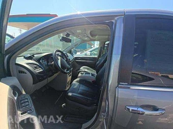 2014 Chrysler Town & Country Touring L 121.2" WB – miniatura 6