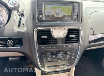 2014 Chrysler Town & Country Touring L 30th Anniversary 121.2" WB - miniatura 14