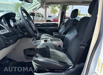 2014 Chrysler Town & Country Touring L 30th Anniversary 121.2" WB - miniatura 18