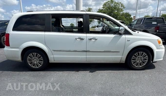 2014 Chrysler Town & Country Touring L 30th Anniversary 121.2" WB - miniatura 4