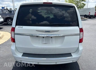 2014 Chrysler Town & Country Touring L 30th Anniversary 121.2" WB - miniatura 6
