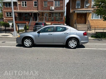 2014 Dodge Avenger SE - miniatura 2