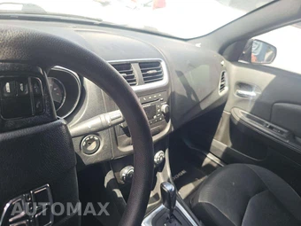 2014 Dodge Avenger SE - miniatura 10