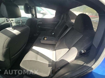 2014 Dodge Avenger SE - miniatura 13