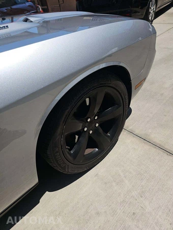 2014 Dodge Challenger R/T – miniatura 26