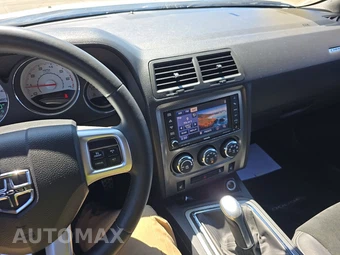 2014 Dodge Challenger R/T Classic – miniatura 11