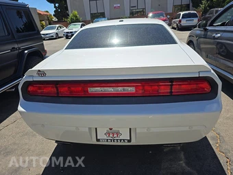 2014 Dodge Challenger R/T Classic – miniatura 5