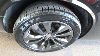 2014 Dodge Challenger SRT8 Core – miniatura 19