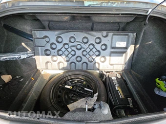 2014 Dodge Challenger SXT – miniatura 17