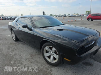 2014 Dodge Challenger SXT – miniatura 3