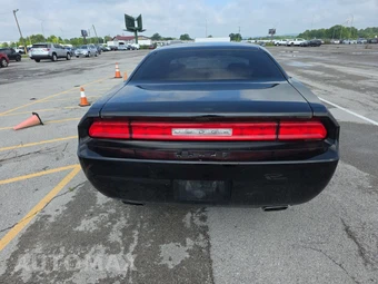 2014 Dodge Challenger SXT – miniatura 5