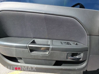 2014 Dodge Challenger SXT – miniatura 9