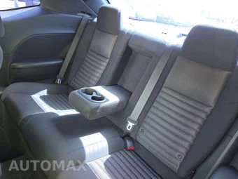 2014 Dodge Challenger SXT – miniatura 13