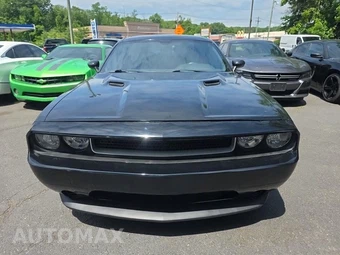 2014 Dodge Challenger SXT – miniatura 2