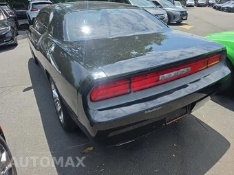 2014 Dodge Challenger SXT – miniatura 6